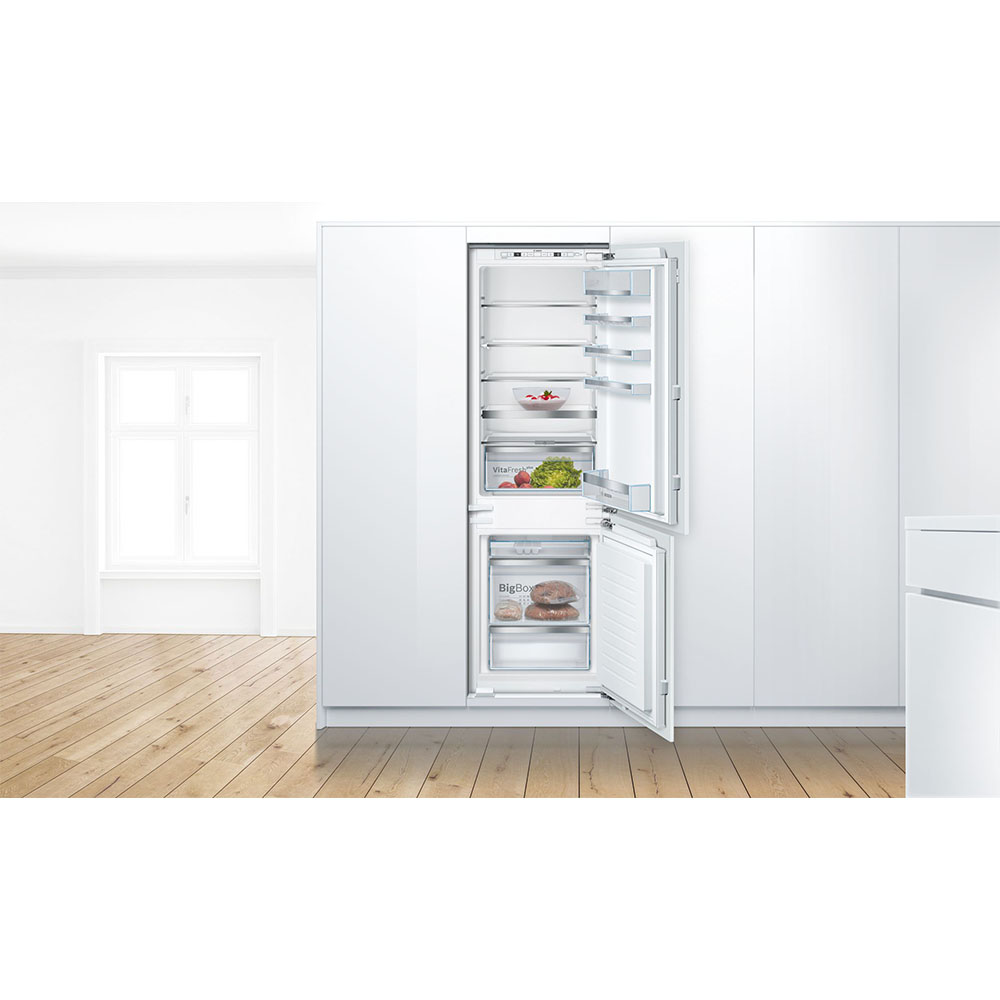 Frigorífico Bosch KIS86AFE0, Clase E, Combi Integrable, 177.2 x 54.1 cm. Puerta fija. - Imagen 2