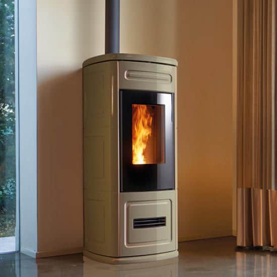 Estufa Pellets Piazzetta P230C con BASE